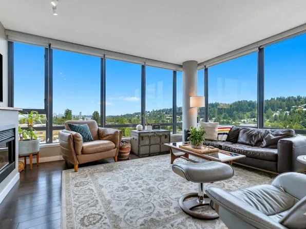 400 Capilano Rd #2002, Pt Moody, BC V3H 0E1