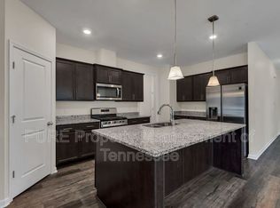 628 Castle Rd, Mount Juliet, TN 37122