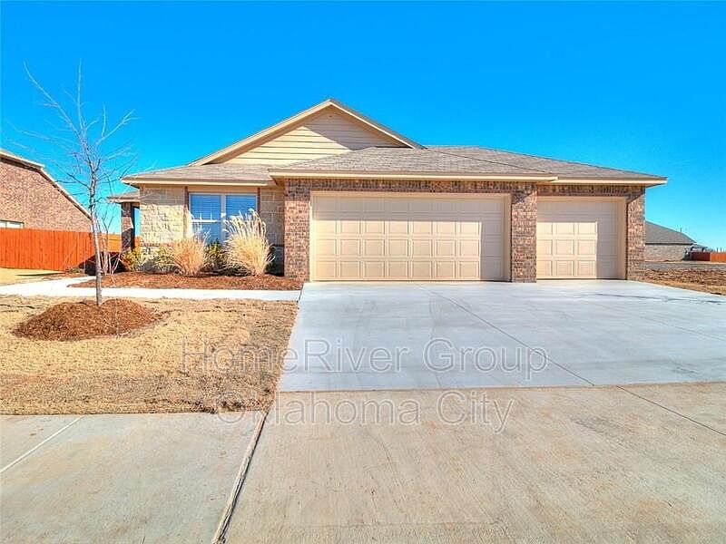 1st image of 2412 Horn Valley Ct