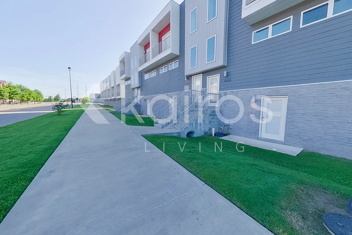 Building Photo - Baum Crossing
