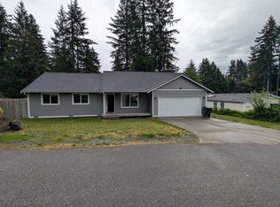 21 NE Harpoon Dr, Belfair, WA 98528