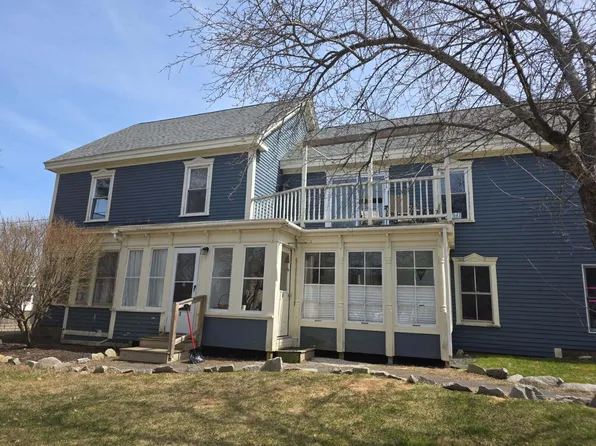 2 Maple Street, Hallowell, ME 04347