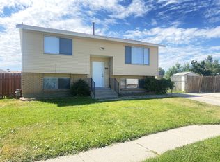 8159 W Armoridge Ln, Magna, UT 84044