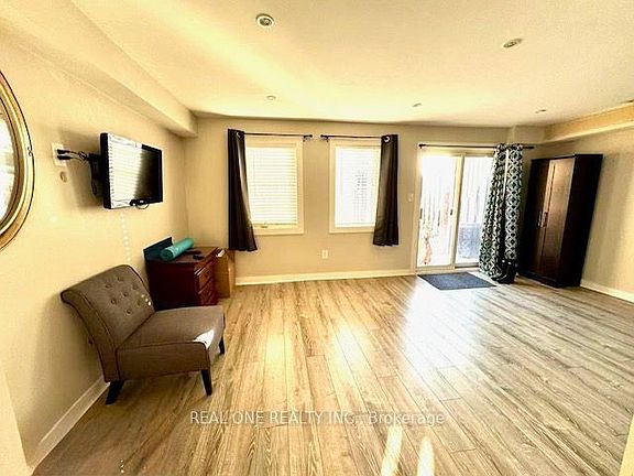 5th image of 12 Bonello Cres