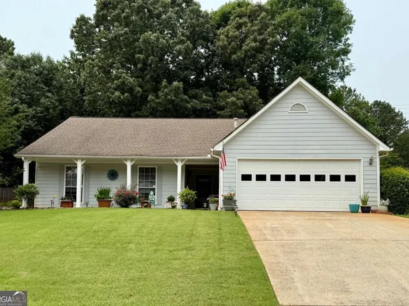 1552 Longwood Dr, Lawrenceville, GA 30043