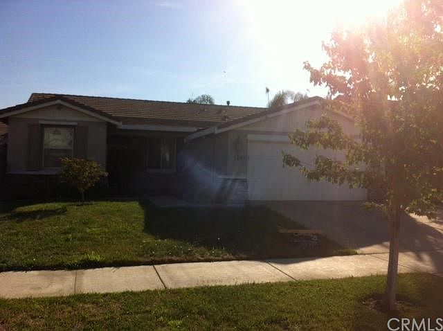 2nd image of 3570 San Vincent Ave