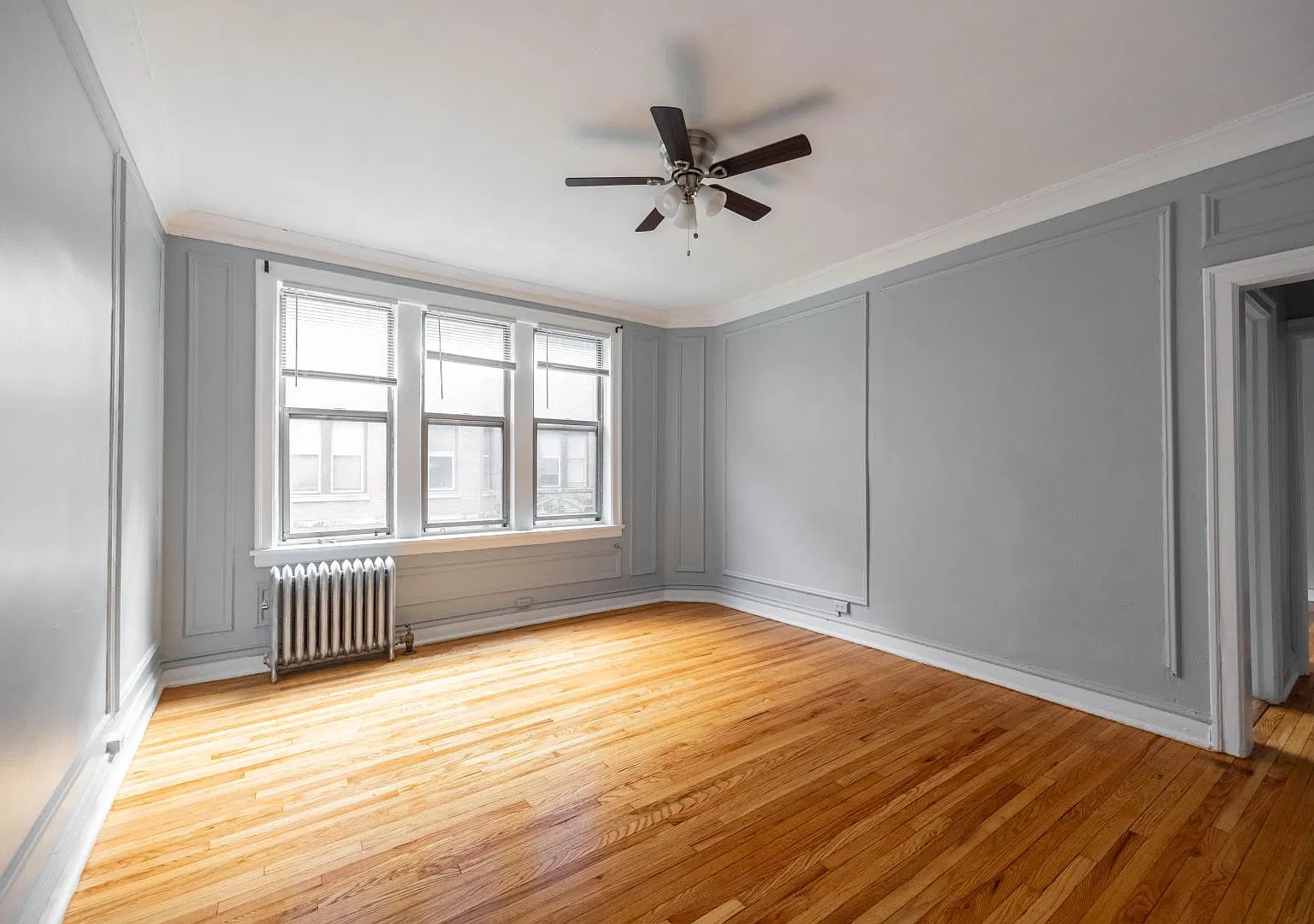 1369 West Estes Avenue #1J — Photo 1