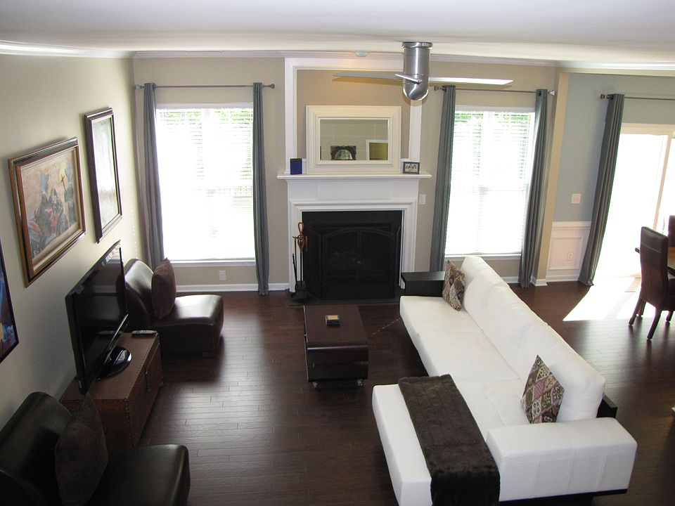 wide plank hardwood floors