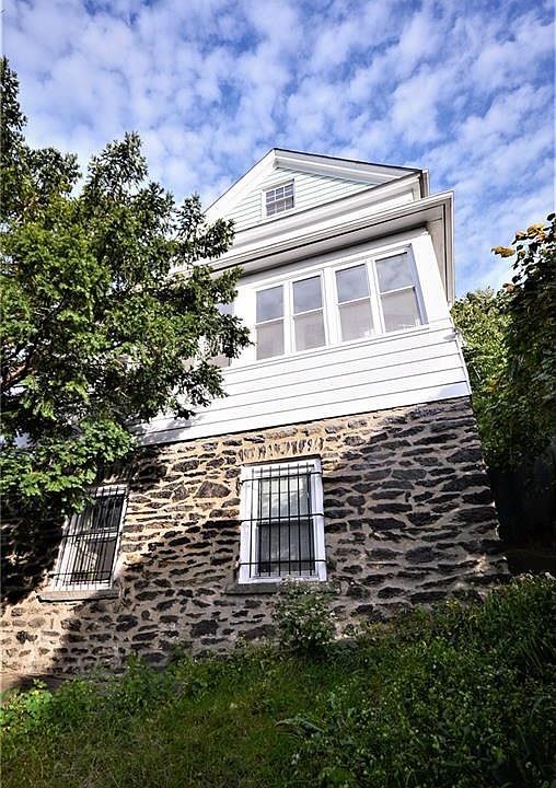 1st image of 9 Cliff St