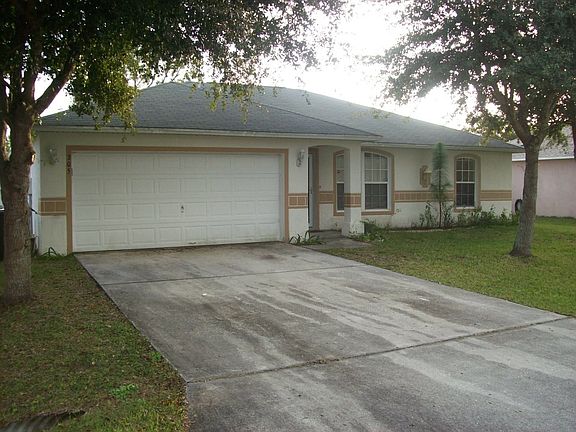 2nd image of 305 Marquee Dr