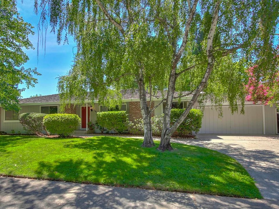 2nd image of 1041 Tennyson Way