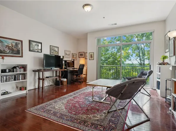 711 Cosmopolitan Dr #339, Atlanta, GA 30324