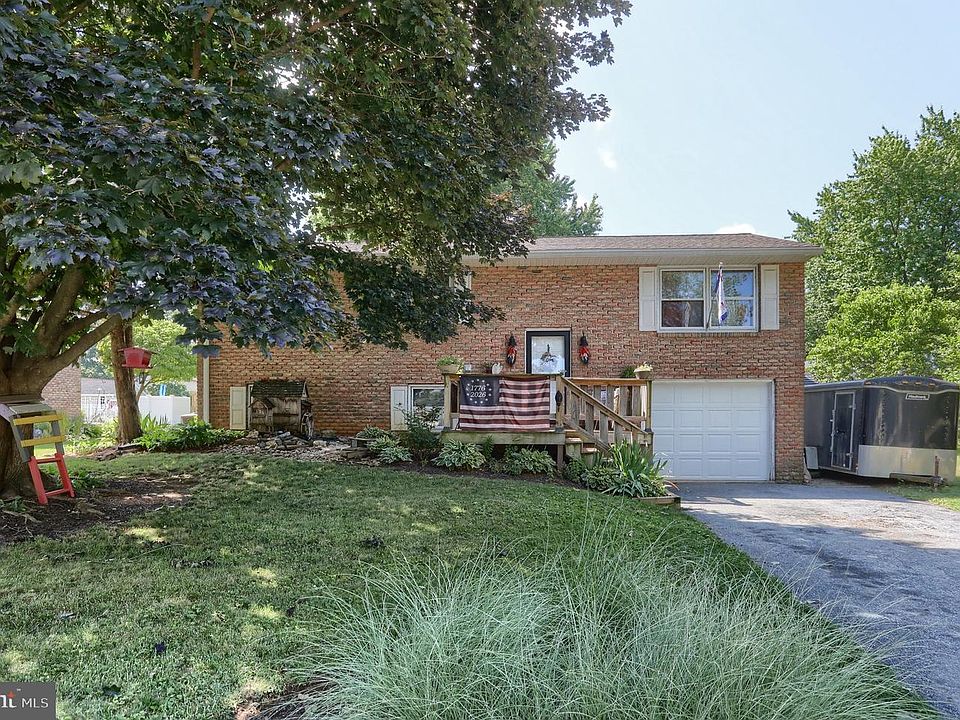 1st image of 1411 Esther Dr