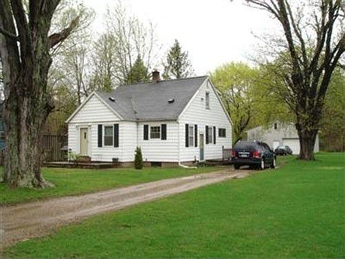 1st image of 1604 W Osterhout Ave