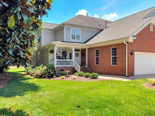 1120 Fairway Villas Dr, Wake Forest, NC 27587