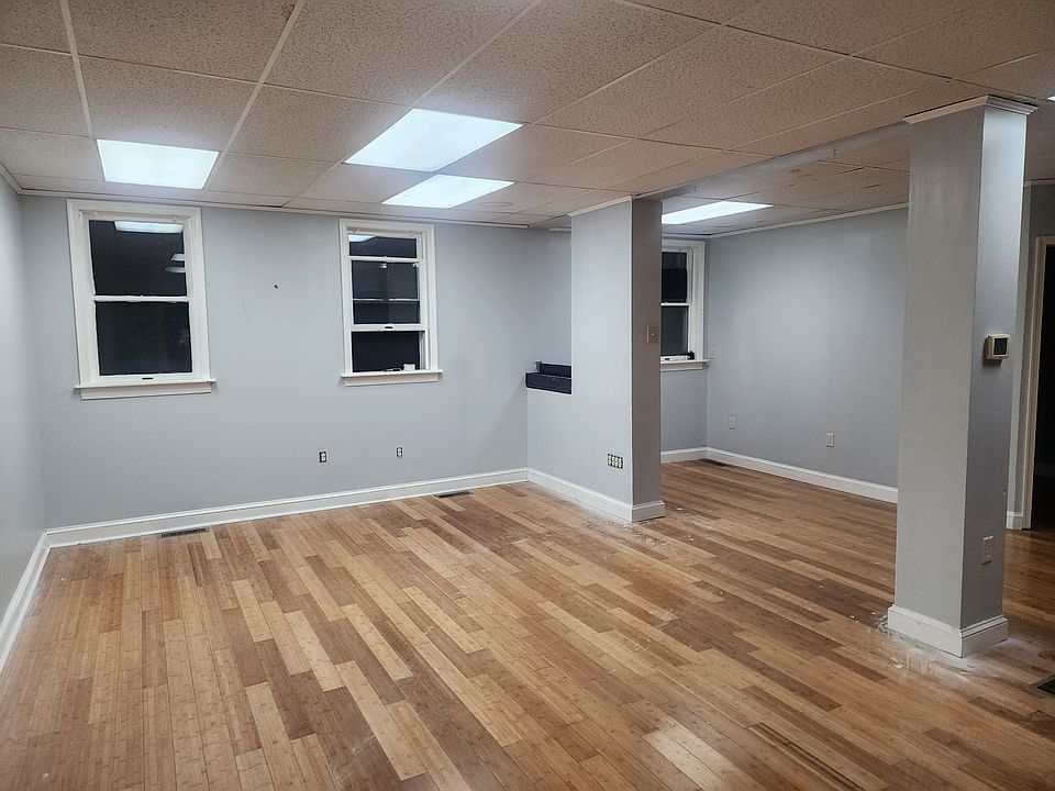 2nd image of 651 Gravel Pike Suite 1