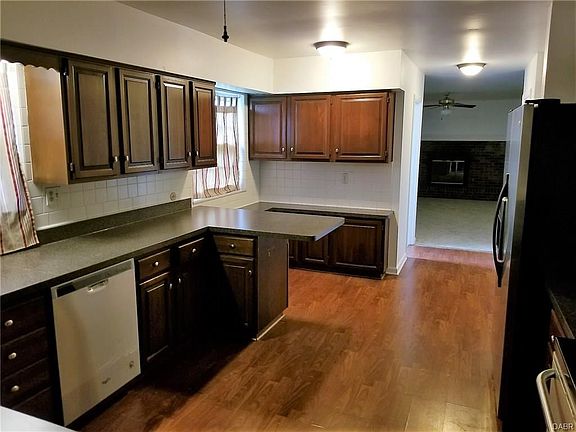 4th image of 6436 Waywind Dr