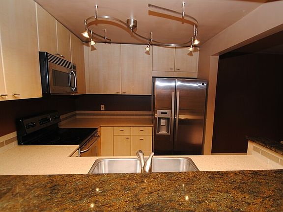4th image of 8240 126th Ave NE