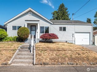 904 N 7th Ave, Kelso, WA