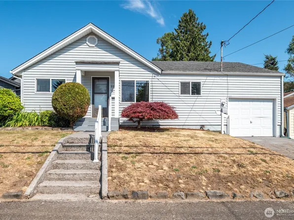 904 N 7th Avenue, Kelso, WA 98626