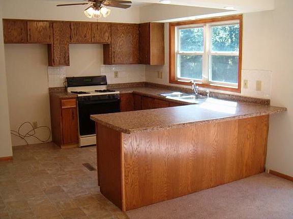 4th image of 2712 79th Avenue Ct