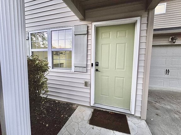 2nd image of 232 Chloe Dr