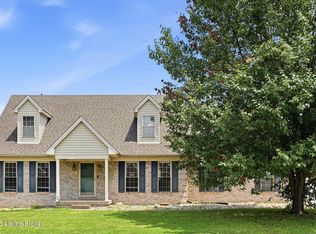 6627 Sun Ray Dr, Louisville, KY 40272