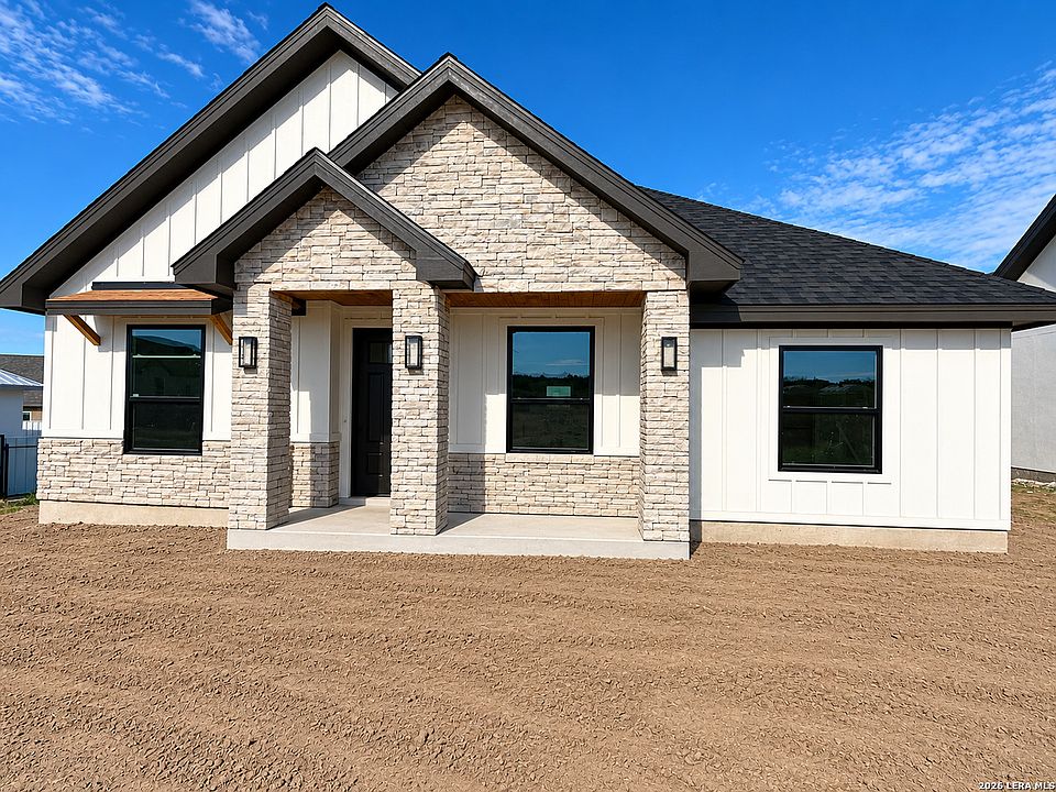 1st image of 2223 Rio Sabinas Dr.