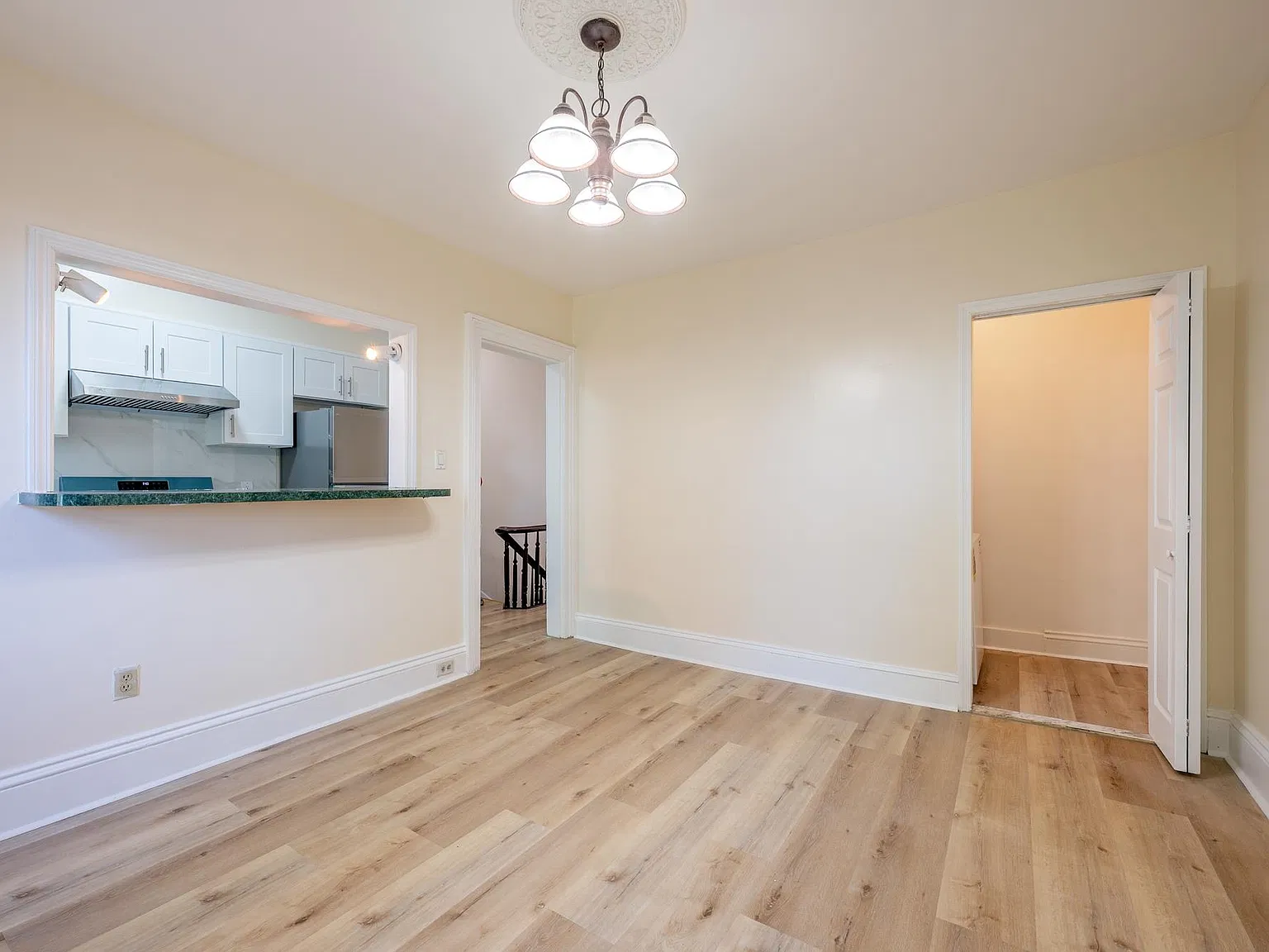 85 Magnolia Avenue — Photo 3