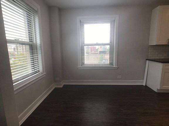 4th image of 1370 E Hyde Park Blvd #501
