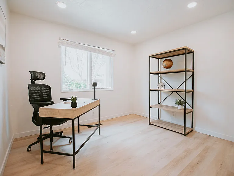 9514 Avenida Del Oso NE — Photo 41
