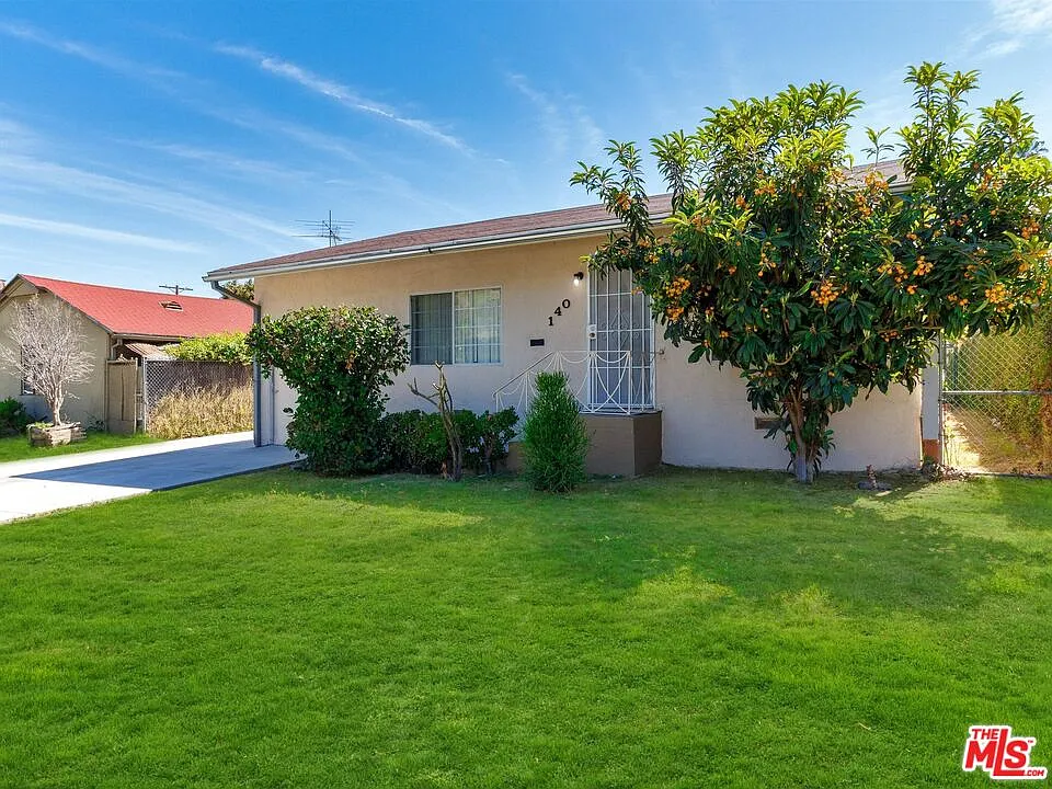 3 bed, 1.0 bath, 1200 sqft, $4,450 — Photo 2