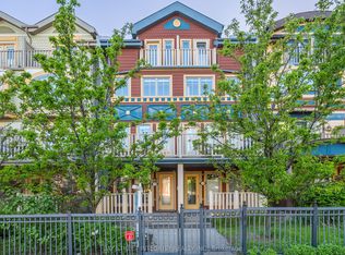 96 Woodbine Ave, Toronto, ON M4L 2A2