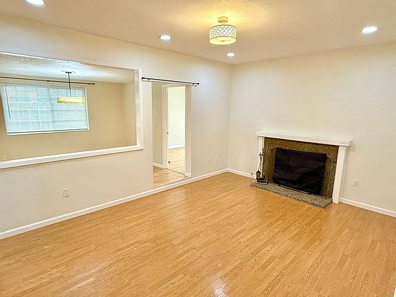 2nd image of 5051 Silver Reef Dr