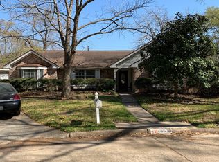 9638 Hearthwood Dr, Houston, TX 77040