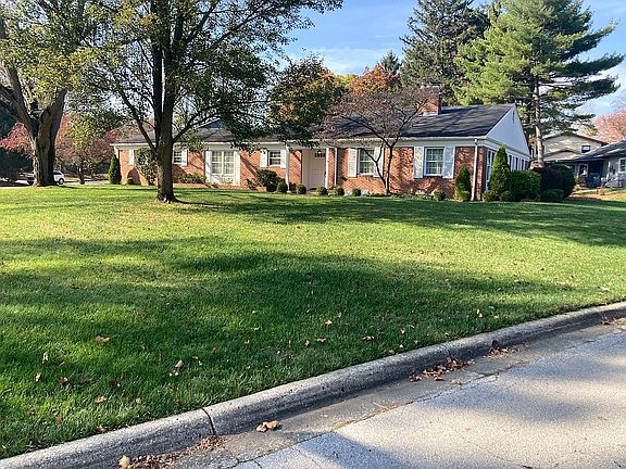 5th image of 680 Olde Settler Pl