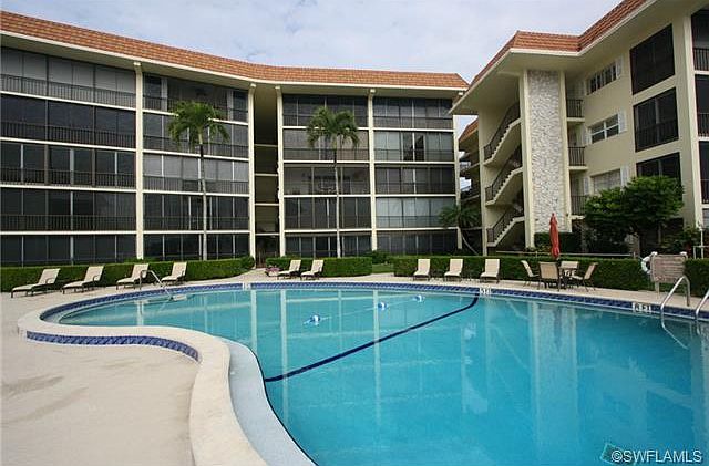 1st image of 222 Harbour Dr APT 504
