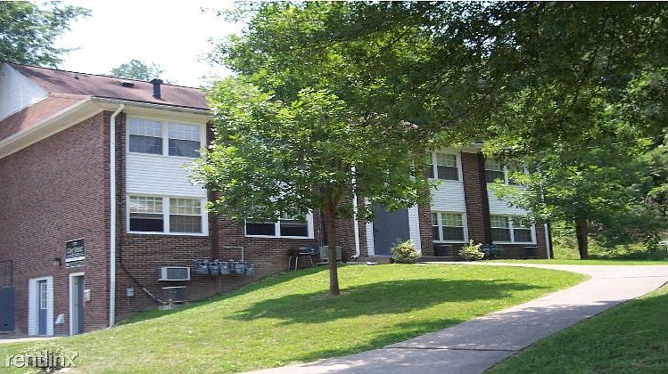 1st image of 375 Clay St #2153324
