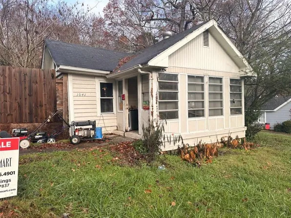 1041 S Hairston Rd, Stone Mountain, GA 30083