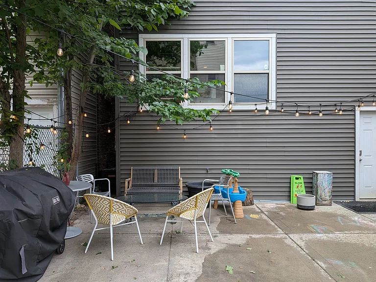 941 N Hoyne Ave #1 — Photo 36