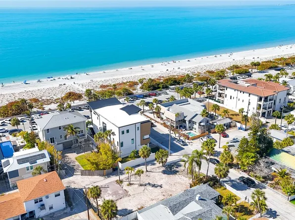 108 13th Ave, Saint Pete Beach, FL 33706