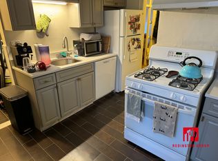 20 Alton Pl #B, Brookline, MA 02446