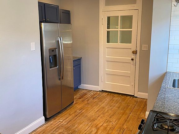 2nd image of 3019 Albany
