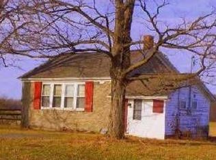 1701 W Genesee Street Rd, Auburn, NY 13021