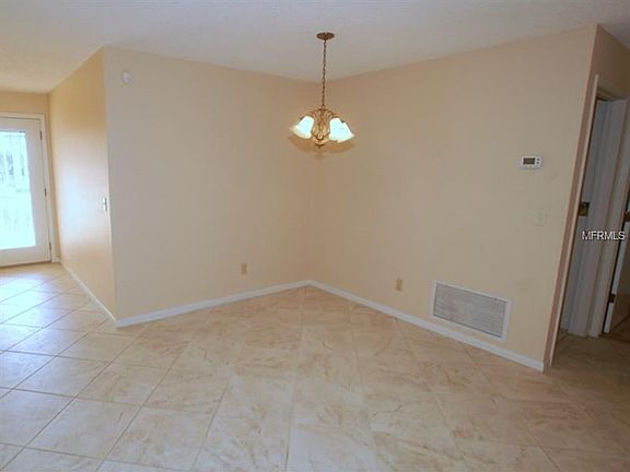 4th image of 530 Kirkland Cir