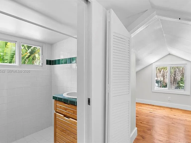 3945 Loquat Ave — Photo 34