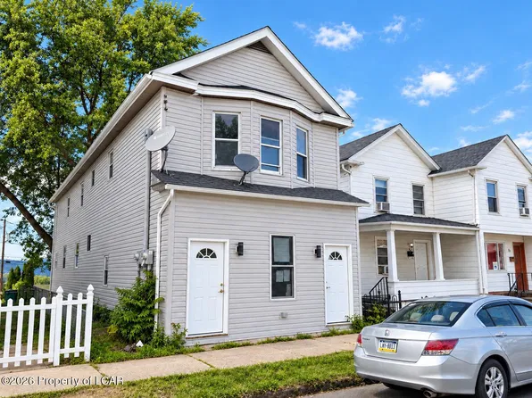 52 N Meade St, Wilkes Barre, PA 18702