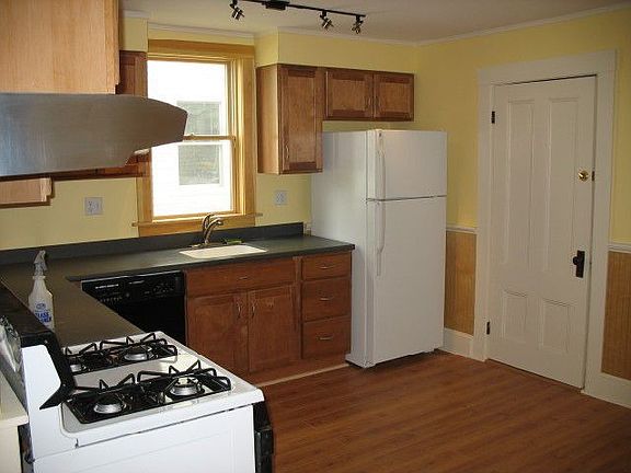 1st floor rental apartment