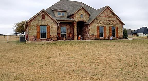 2nd image of 110 Alander Ct