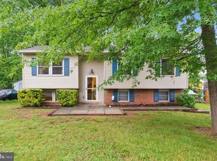 9372 Fernwood Ct, Manassas, VA 20110